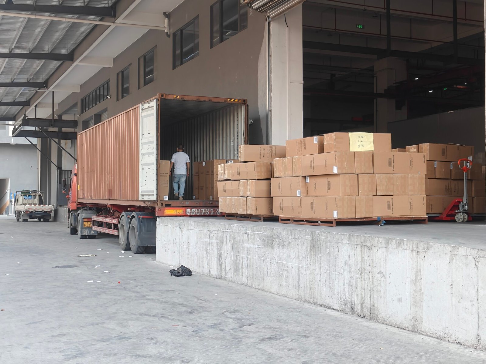 china-compressed-sofa-factory2-scaled